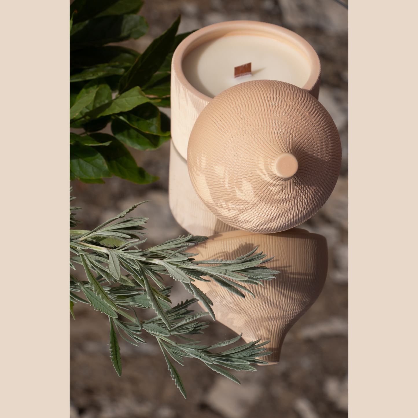 Dōme Candle in Terracotta - Rose Antique